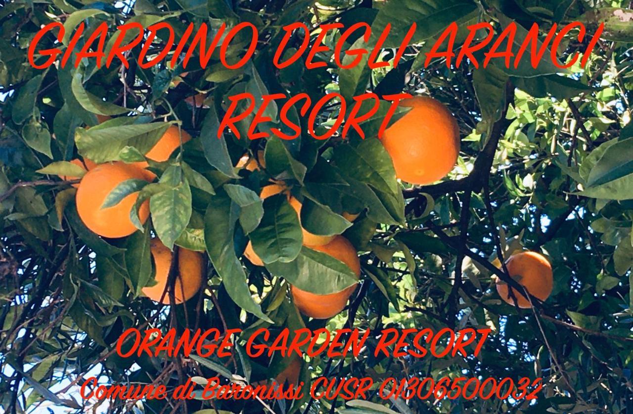 Resort Giardino Degli Aranci - Casa Lisca Бароніссі Екстер'єр фото